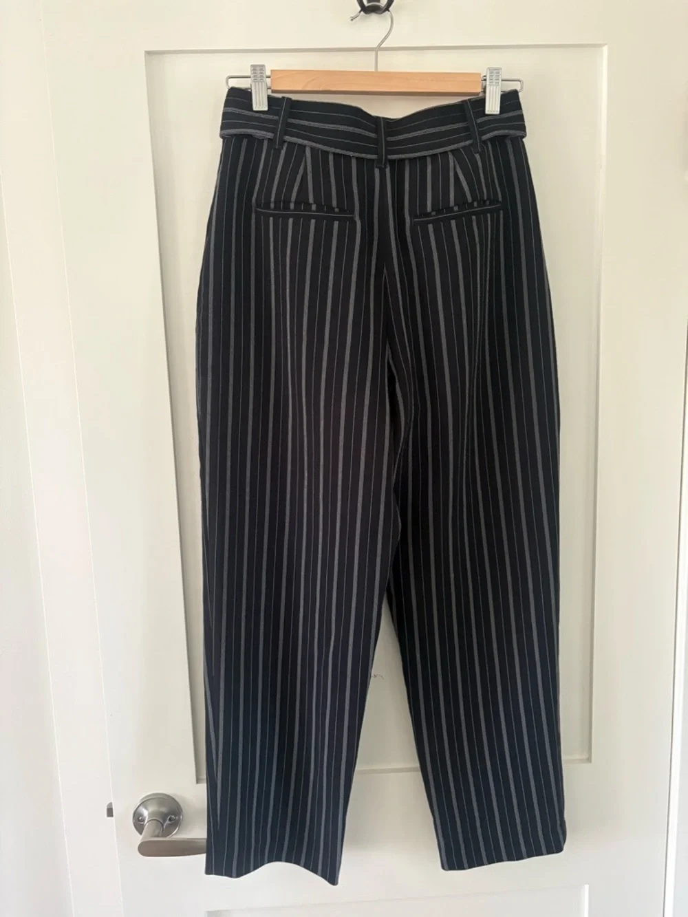 Wilfred Aritzia tie front jallade pant size 6 black white pinstripe trousers - Picture 5 of 10